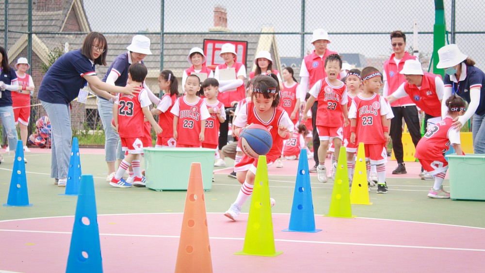 Super Basketball,Go!丨童心万向国际教育集团第一届亲子篮球嘉年华(图26)